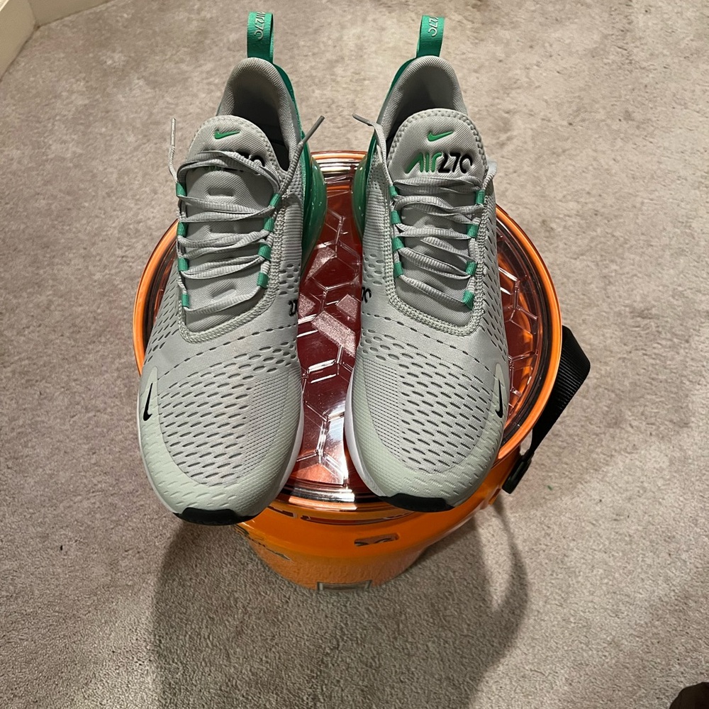 Nike Air Max 270 Gray and Green Sneakers